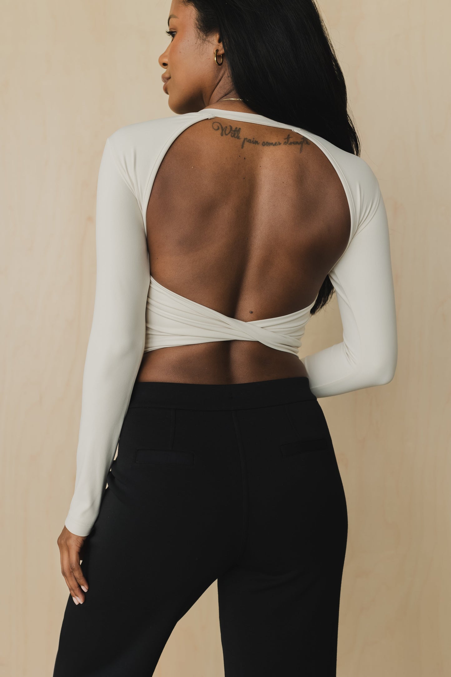 Annabelle Long Sleeve with Built-In Bra – Sleek Support Top for Everyday Comfort