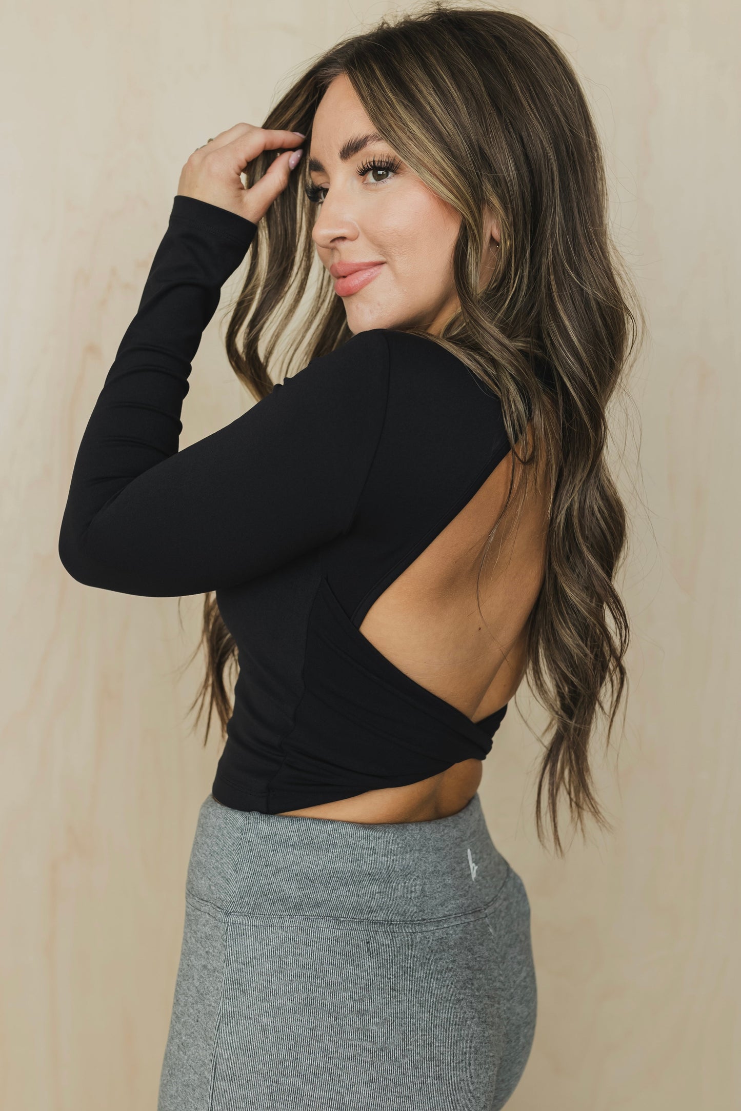 Annabelle Long Sleeve with Built-In Bra – Sleek Support Top for Everyday Comfort