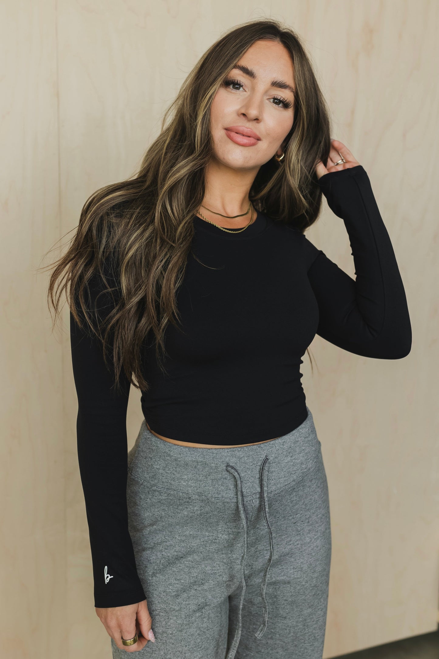 Annabelle Long Sleeve with Built-In Bra – Sleek Support Top for Everyday Comfort